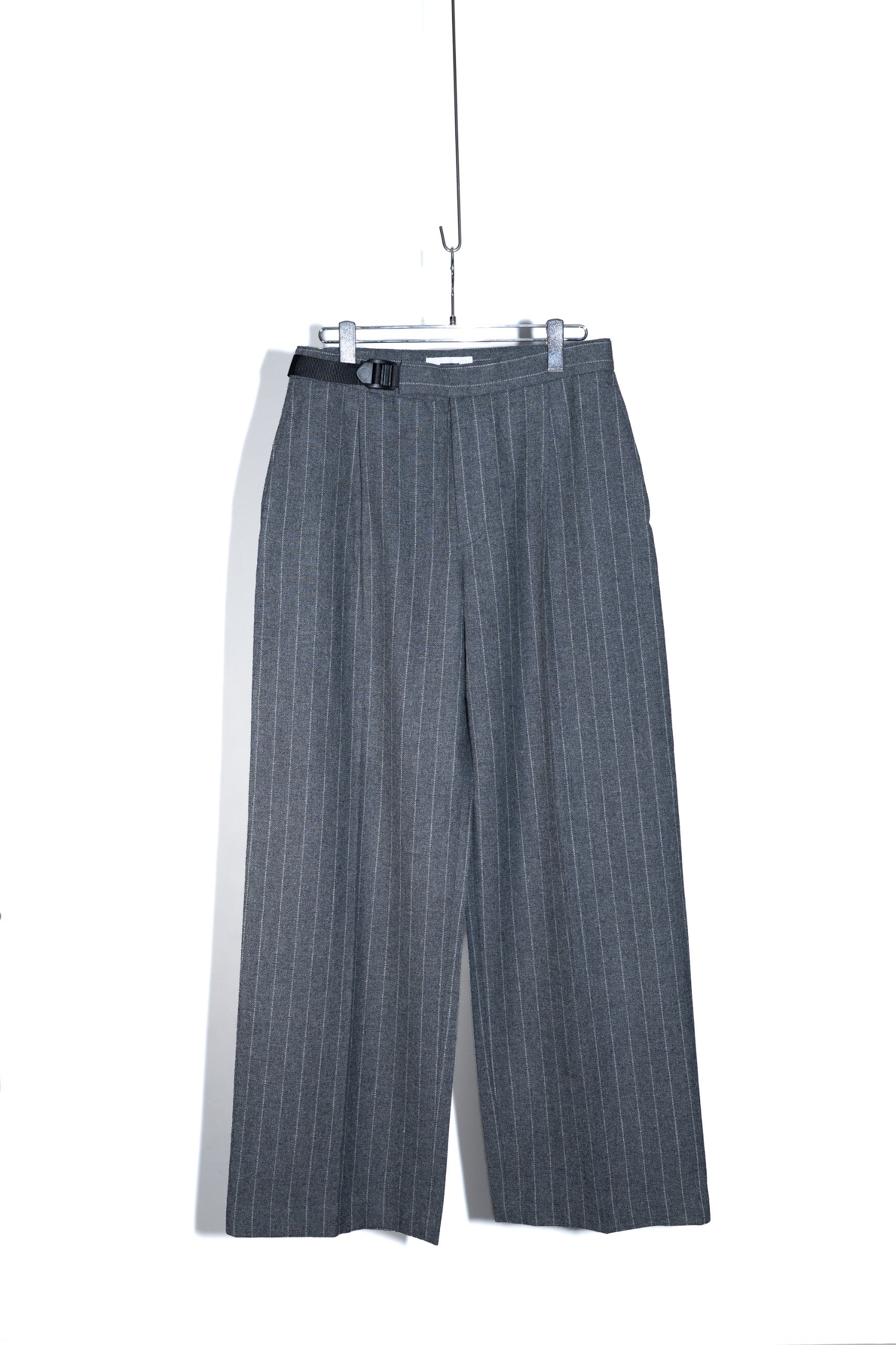 REVERBERATE Tacked Trousers-TW - Grey 通販 | WALD. ABENO